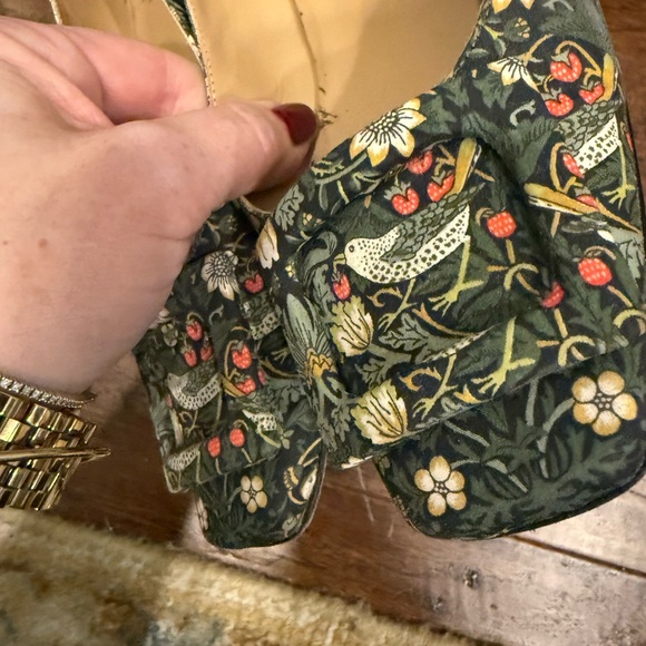 Ann Mashburn Liberty London Buckle Flat - Picture 6 of 6